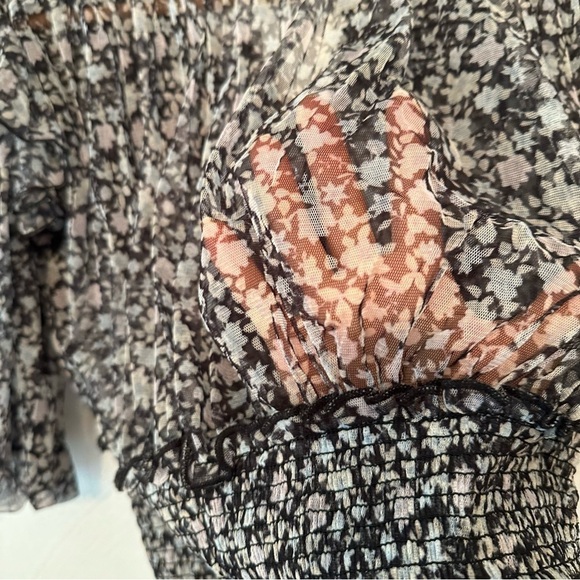 Free People Beatrice Mesh Blouse Top Floral Printed Ruffle Smocked Size M ( e5 - Picture 8 of 9